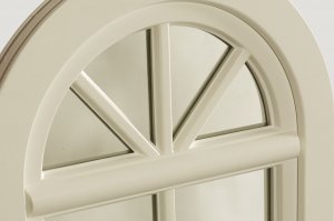 Bogenfenster mit Sprossen  Detail 